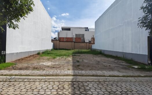 Terreno en Parque Potosí